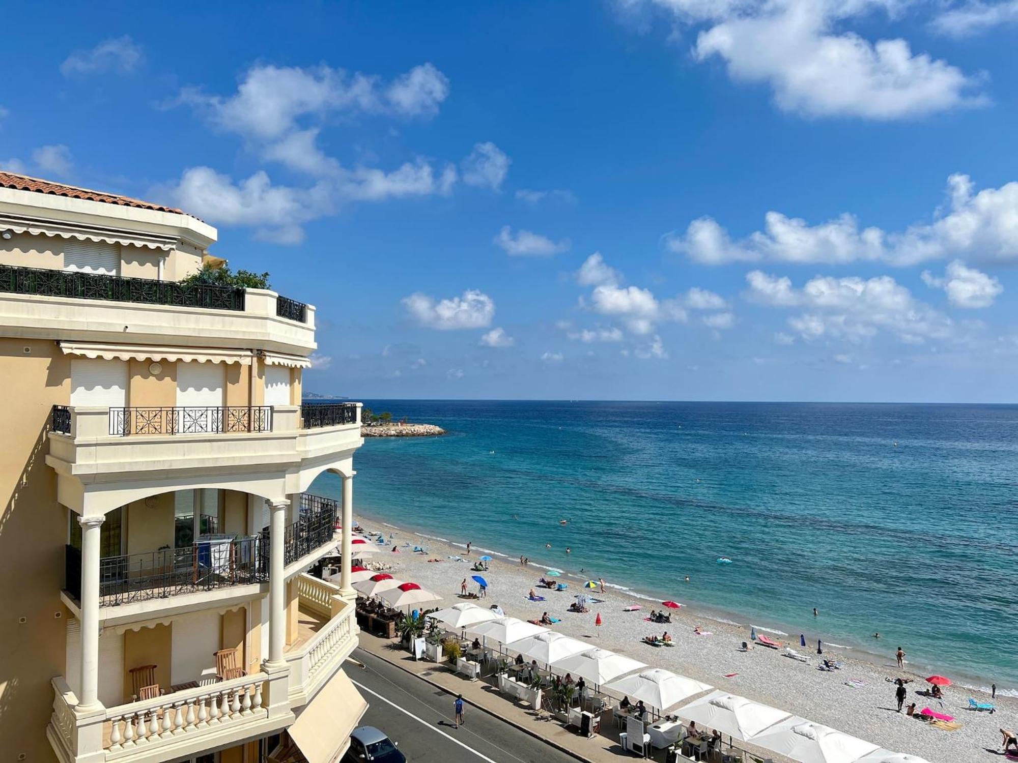 Le Victoria Vue Plein Centre, Spacieux Appartement