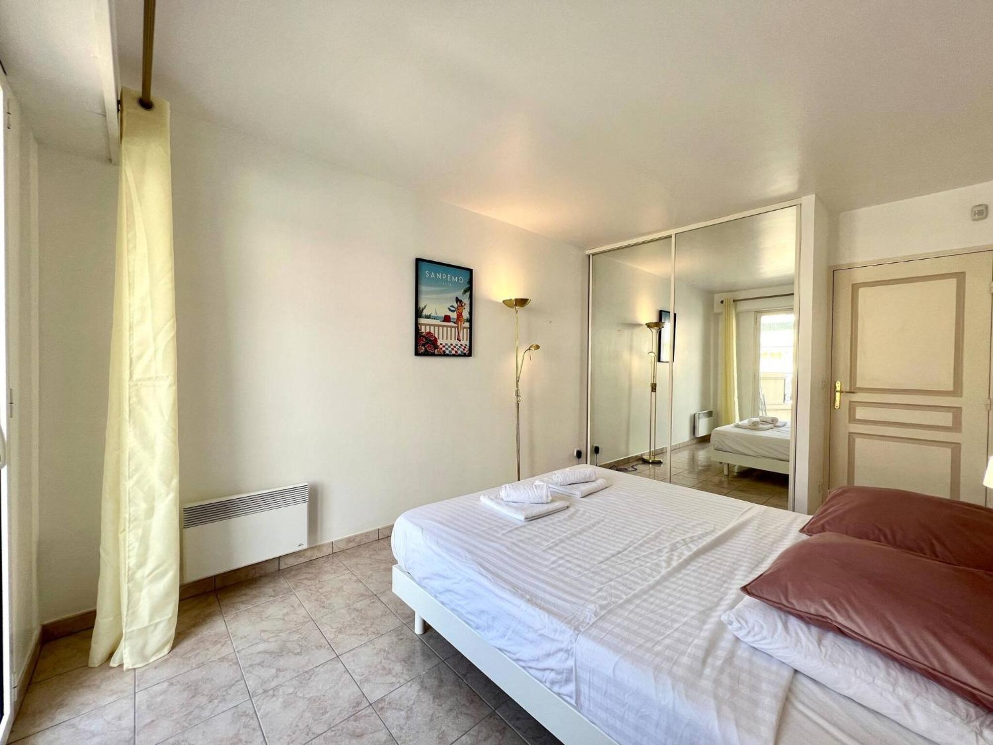 Apartment 'le Victoria Beach' Vue Plein Centre, Spacieux *