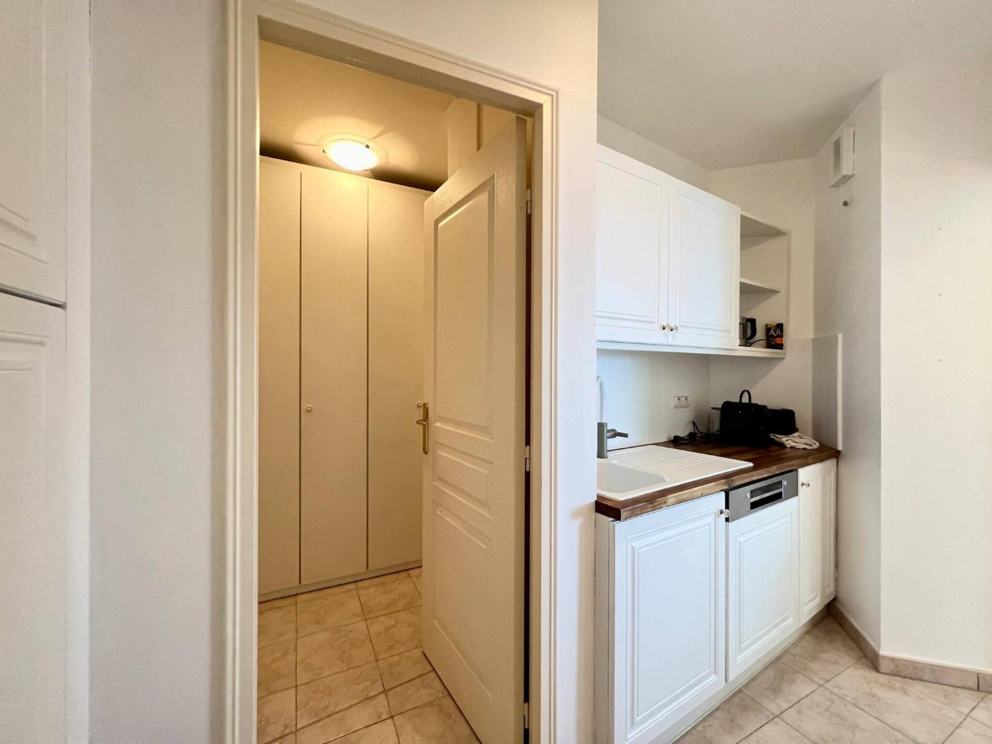 Le Victoria Vue Plein Centre, Spacieux Appartement Menton