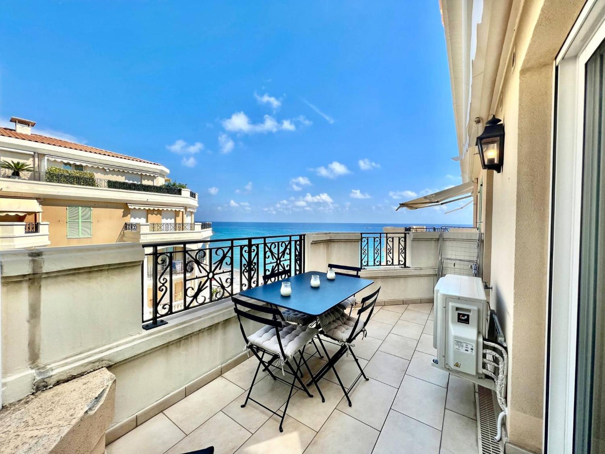 'le Victoria Beach' Vue Plein Centre, Spacieux * Menton